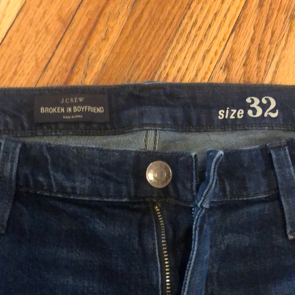 J. Crew Broken In Boyfriend Jean 32 - Picture 3 of 4